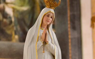 La Virgen María en Fátima el 13 de junio de 1917.
